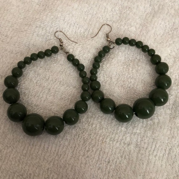 💕7 EARRING BUNDLE💕 - Picture 4 of 8